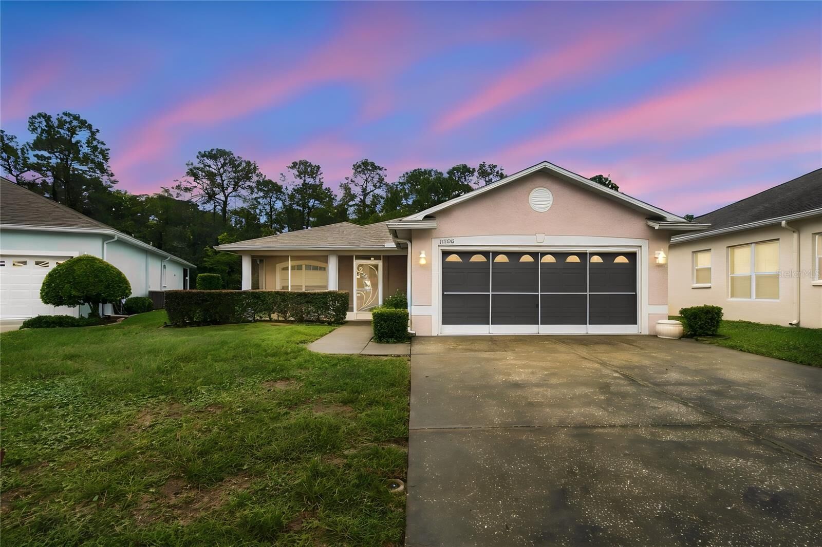 Property Photo: 11508 Bloomington Court FL 34654