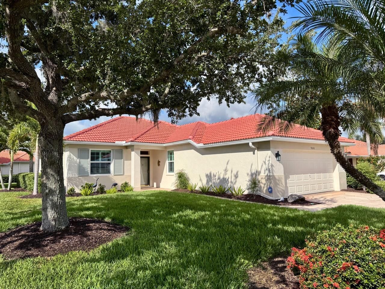 Property Photo:  9616 Turning Leaf Terrace  FL 34212 