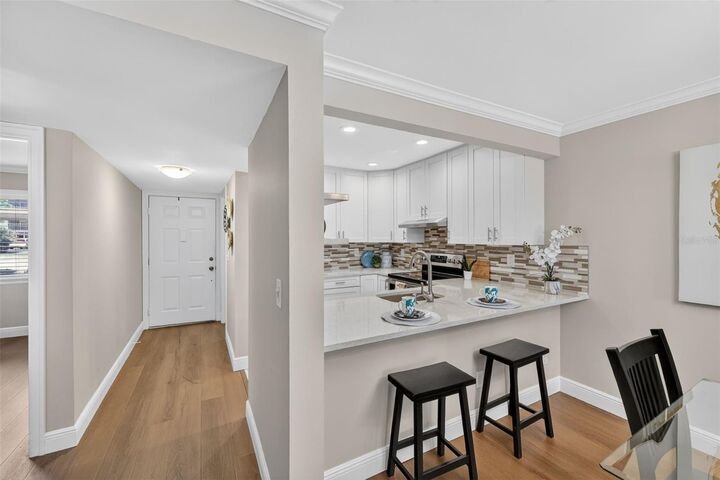 Property Photo: 731 83rd Avenue N 105 FL 33702
