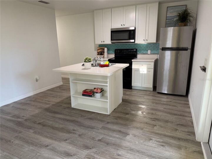 Property Photo: 247 NE 4th Street FL 34429