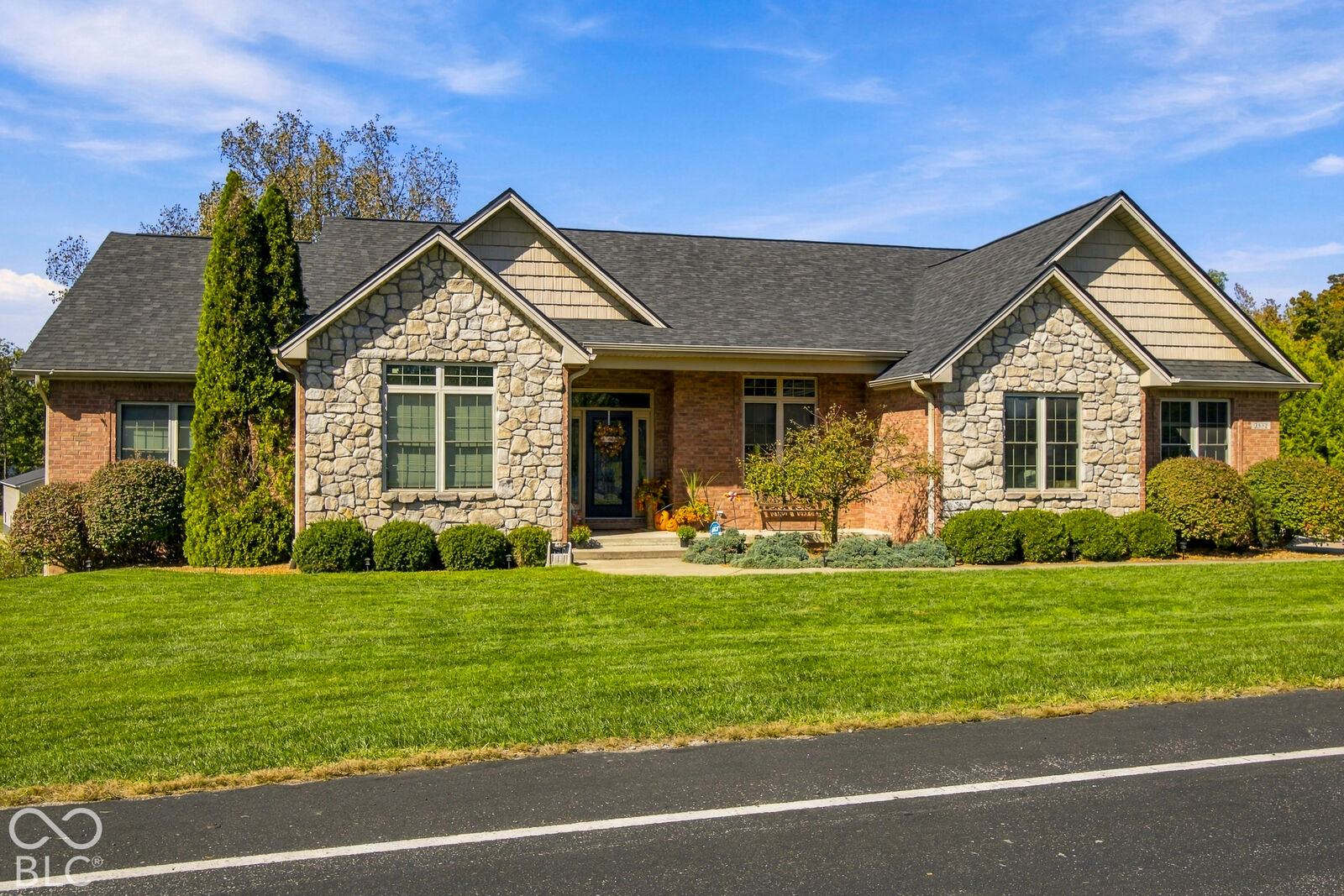Property Photo:  2532 Woodland Farms Drive  IN 47201 