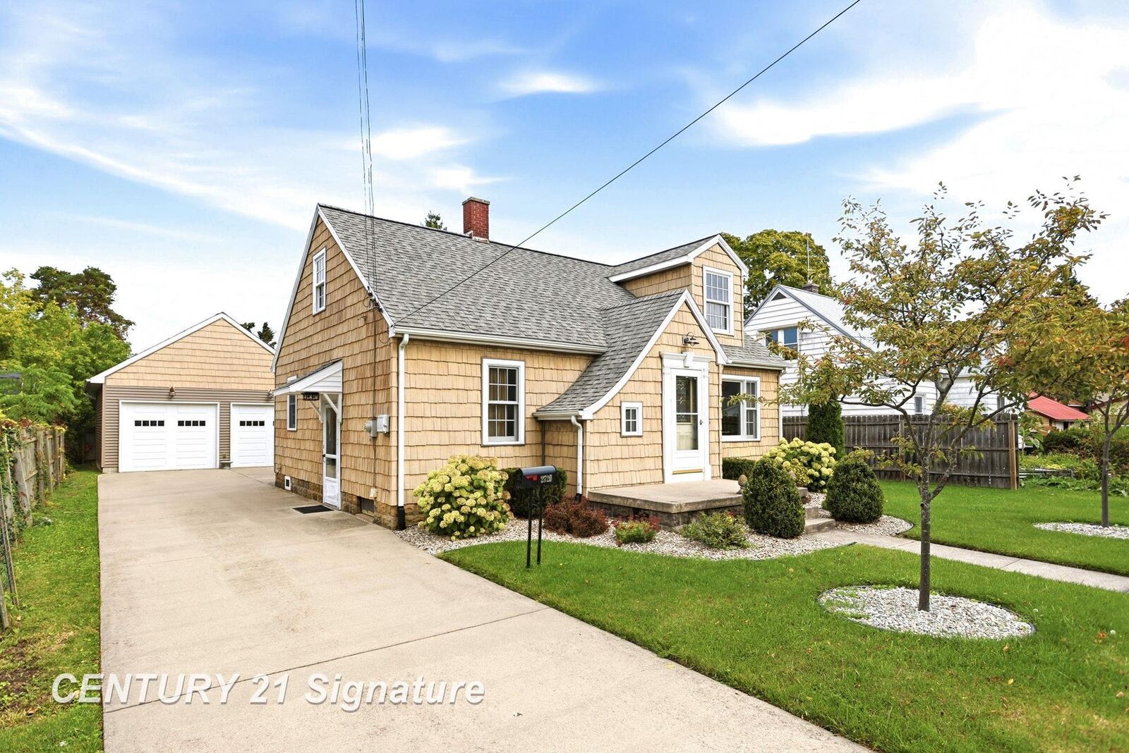 Property Photo: 2720 Schemm Street MI 48602