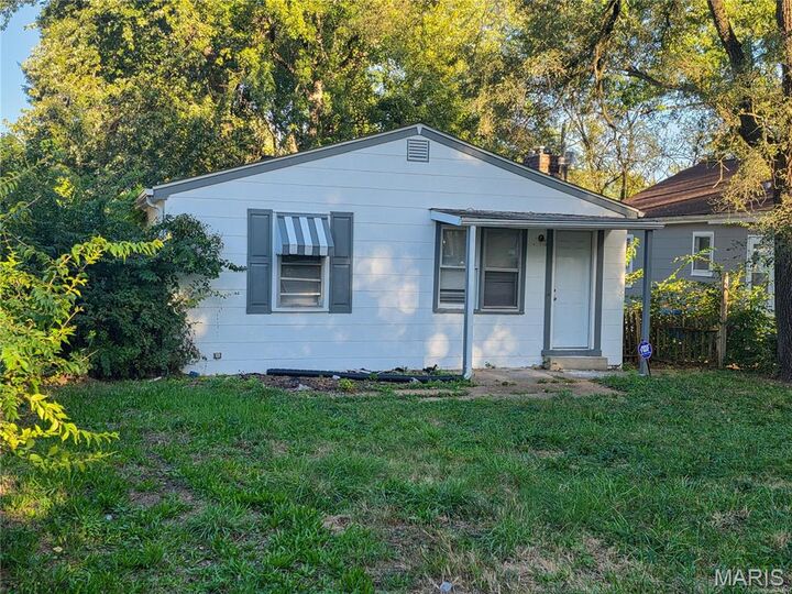Property Photo: 9730 Balboa Drive MO 63136