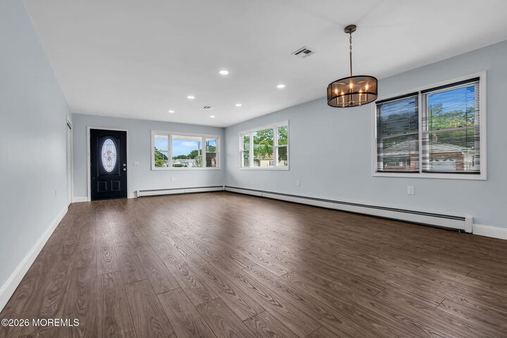 Property Photo:  2 Ashcroft Lane  NJ 08757 