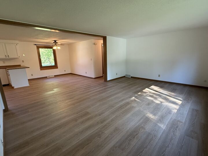 Property Photo: 1667 Forestview Drive IL 60178