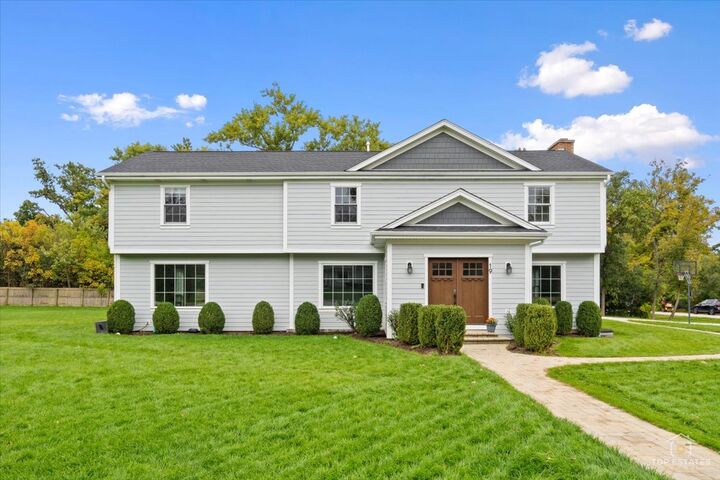 Property Photo:  19 Big Oak Lane  IL 60015 