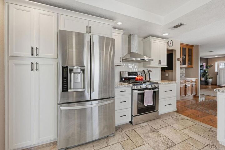 Property Photo:  320 Apollo Drive  CA 92084 
