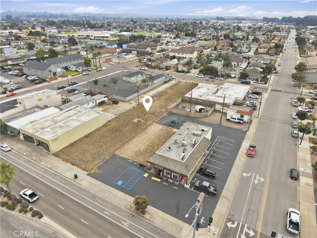 Property Photo:  838 W Grand Ave  CA 93433 