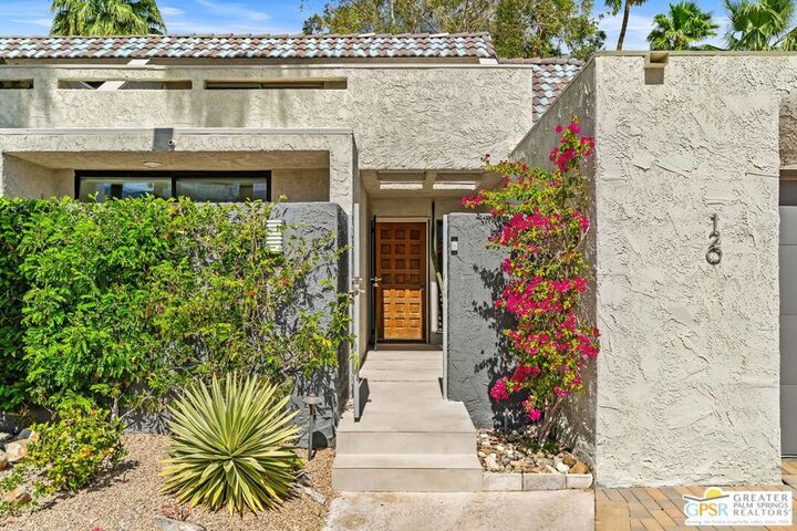 Property Photo: 120 E Perlita Circle CA 92264