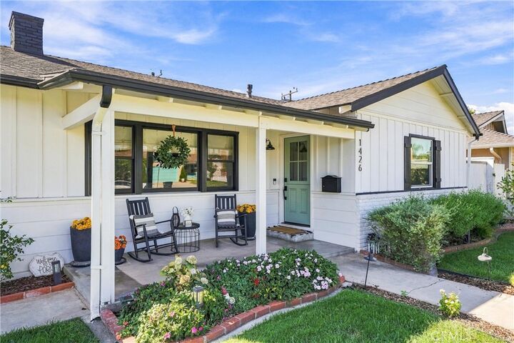 Property Photo:  1426 E Sycamore  CA 92866 