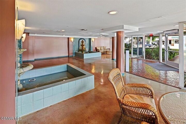 Property Photo: 801 Pine Avenue 303 CA 90813