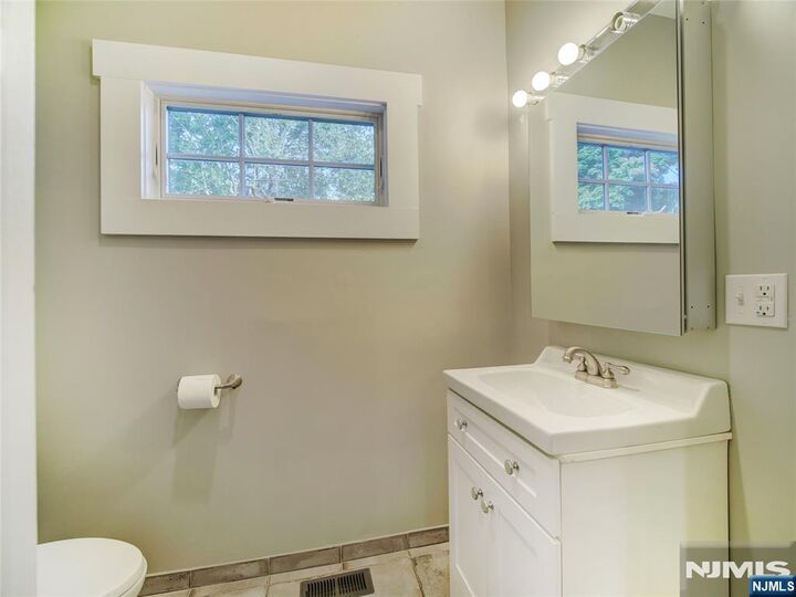 Property Photo:  62 High Street  NJ 07052 