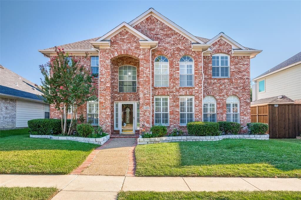 Property Photo: 4400 Belvedere Drive TX 75093