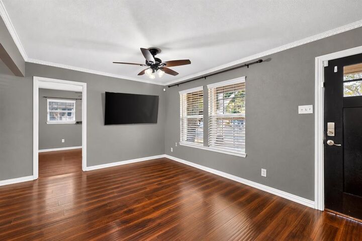 Property Photo: 2822 Materhorn Drive TX 75228