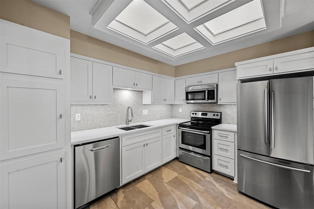 Property Photo:  3100 Devonshire Drive 209  TX 75075 