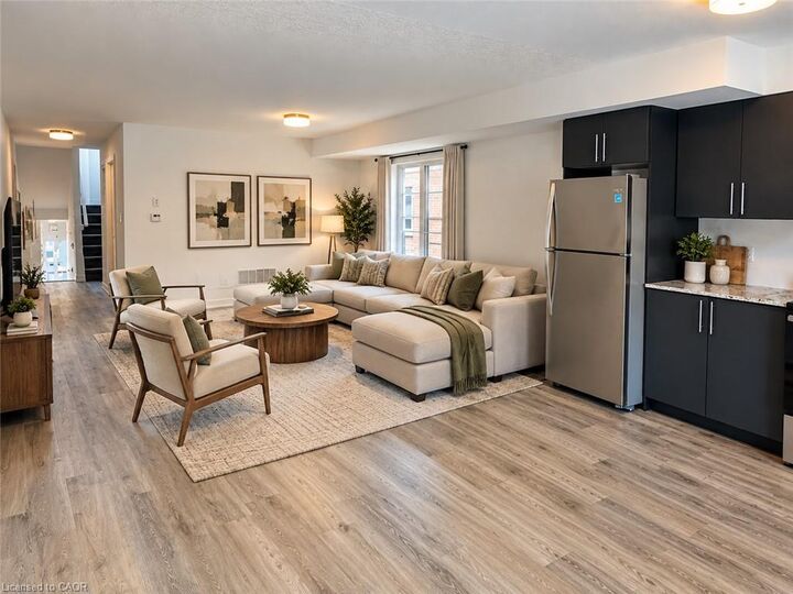 Property Photo:  205 West Oak Trail 31  ON N2R 0R9 