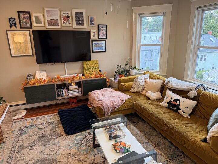 Property Photo:  17 Wyvern St 3  MA 02131 