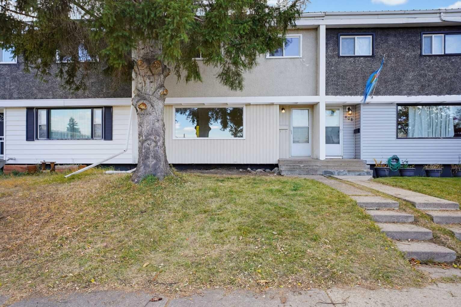 Property Photo: 407 Terrace Park AB T4N 1V8