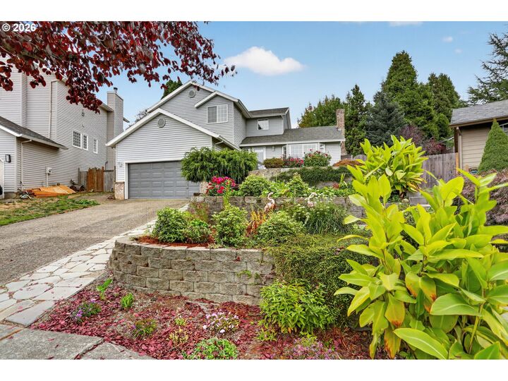 Property Photo:  50 SW Willowbrook Pl  OR 97080 