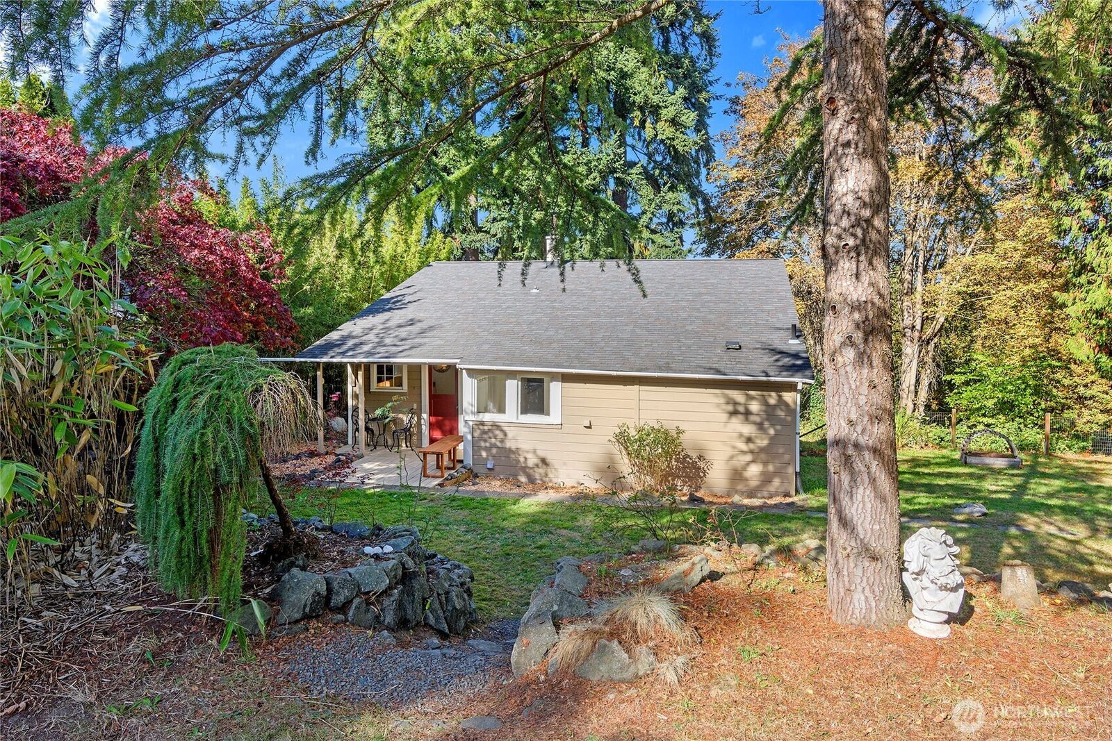 Property Photo: 141 Market Street WA 98339