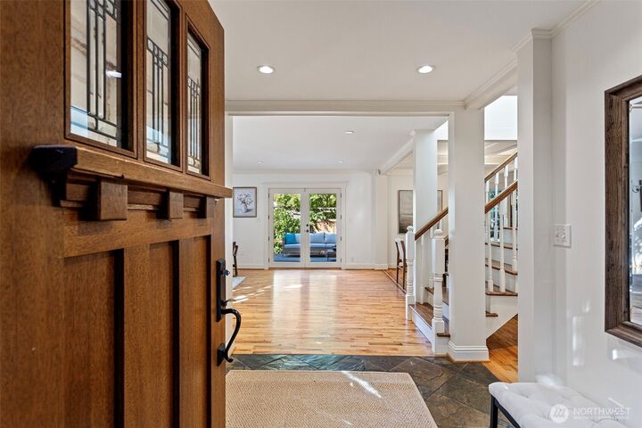 Property Photo:  8542  32nd Avenue NW  WA 98117 