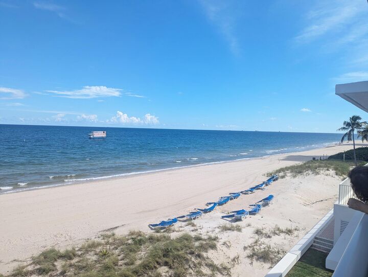 Property Photo:  3900 N Ocean Drive 2D  FL 33308 