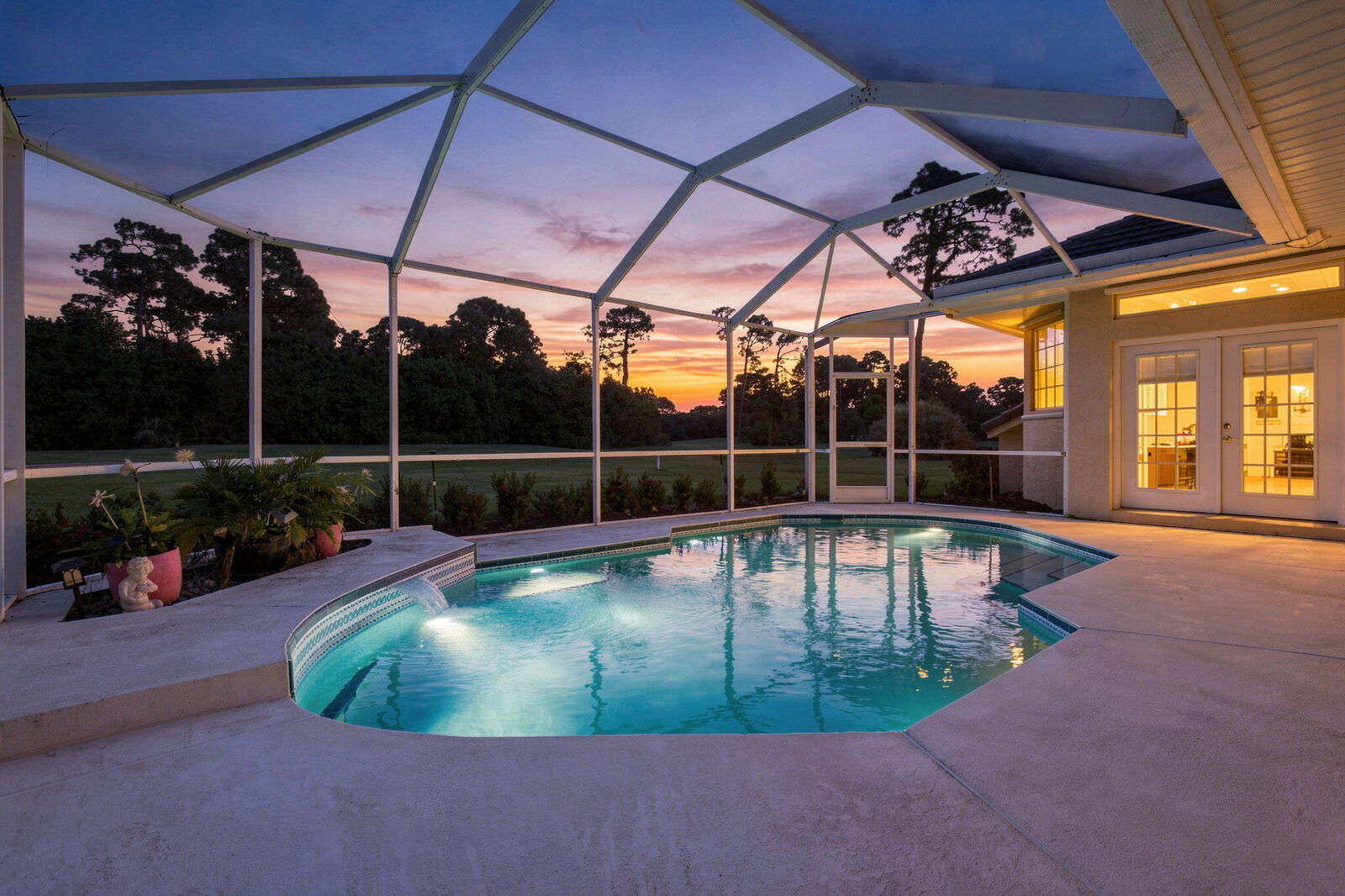 Property Photo:  1515 SW Mockingbird Circle  FL 34986 