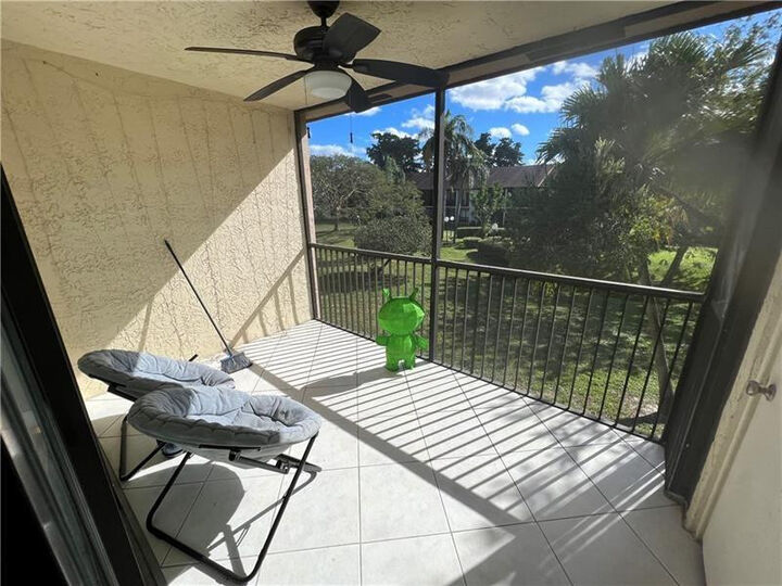 Property Photo:  2339 SW 15th Street 24  FL 33442 