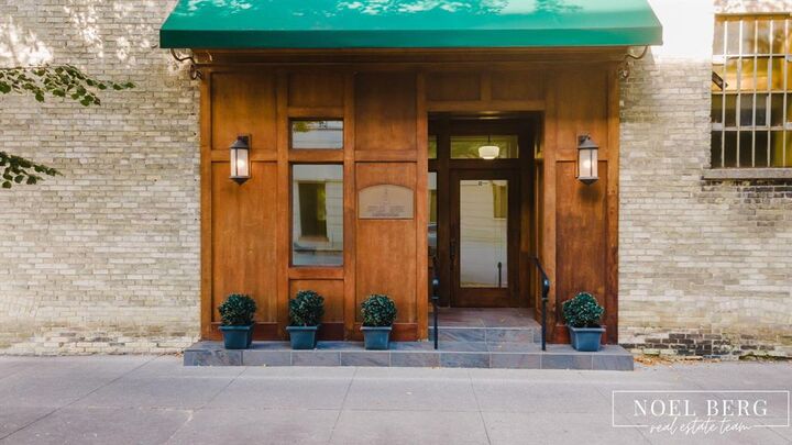 Property Photo:  9 S 3rd Street 301  MI 49417 