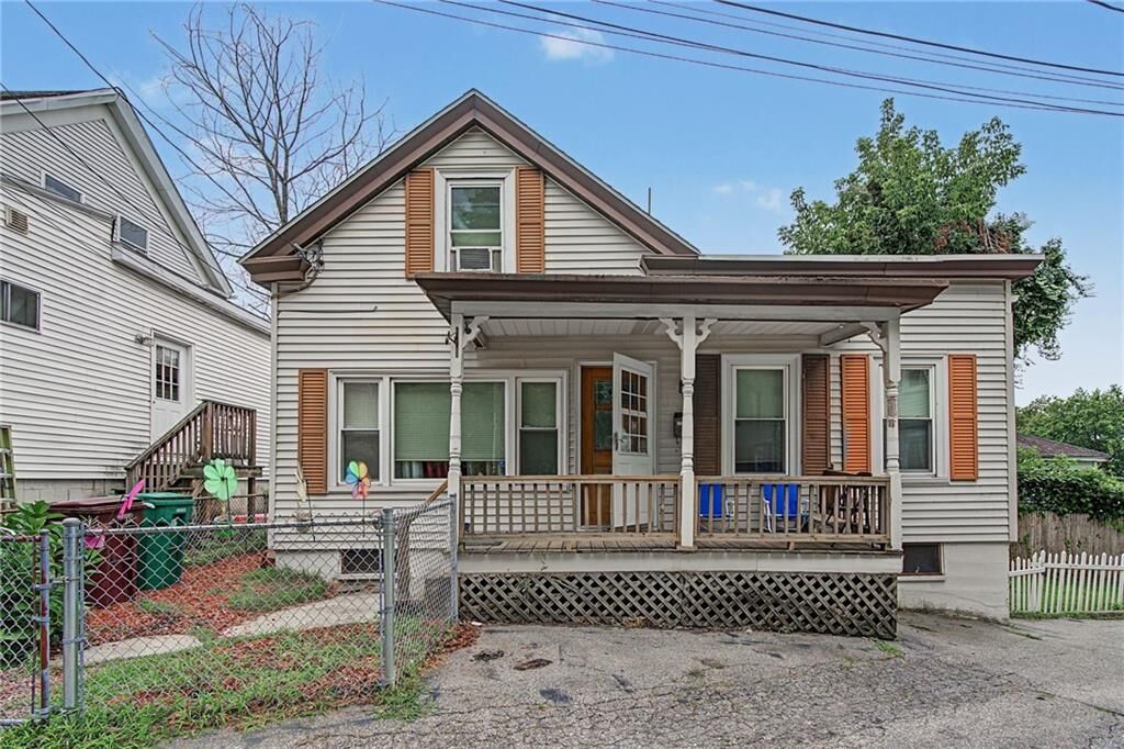 Property Photo:  283 Front Street  RI 02895 