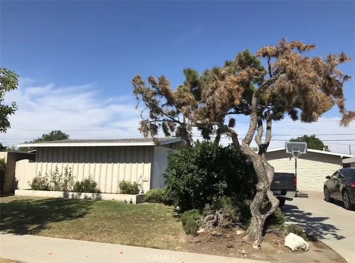 Property Photo:  2123 W Romneya  CA 92801 