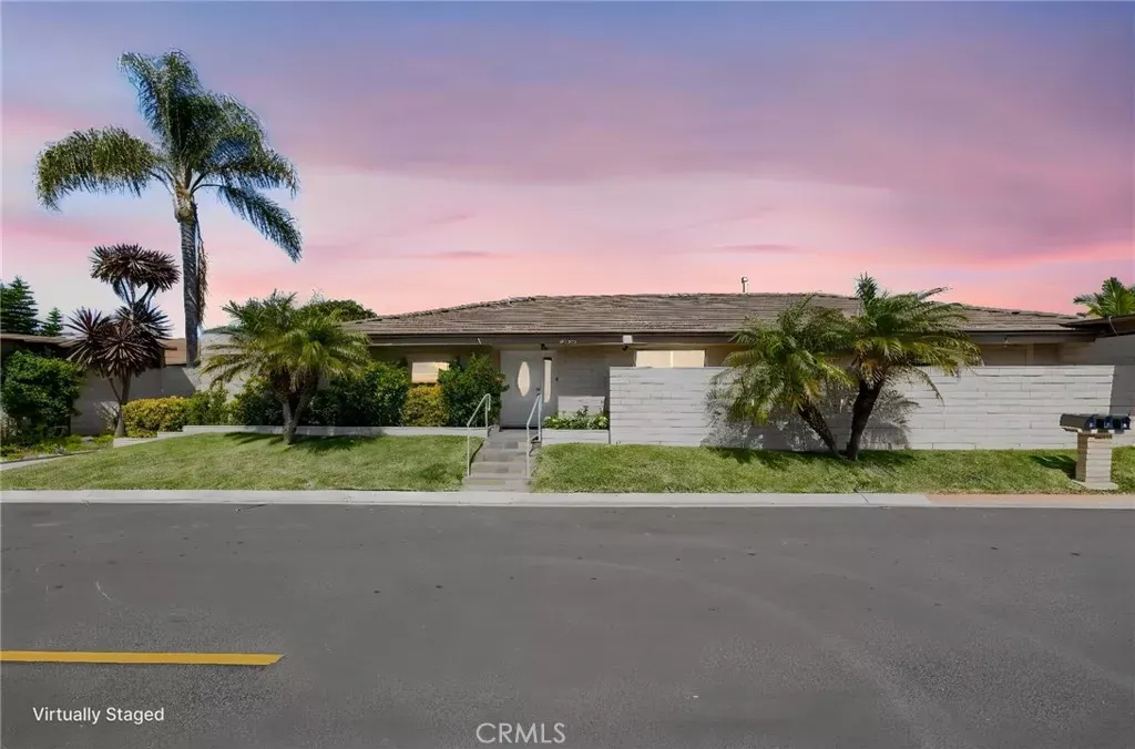 Property Photo: 27121 Calle Caballero B CA 92675