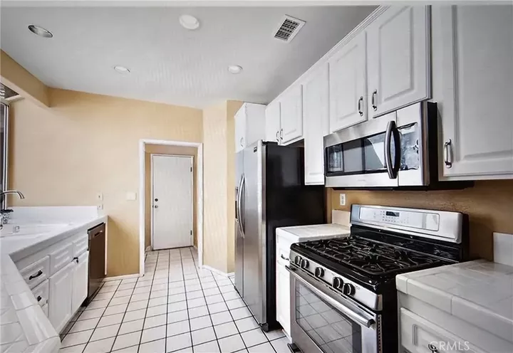 Property Photo:  7 Headland  CA 92656 