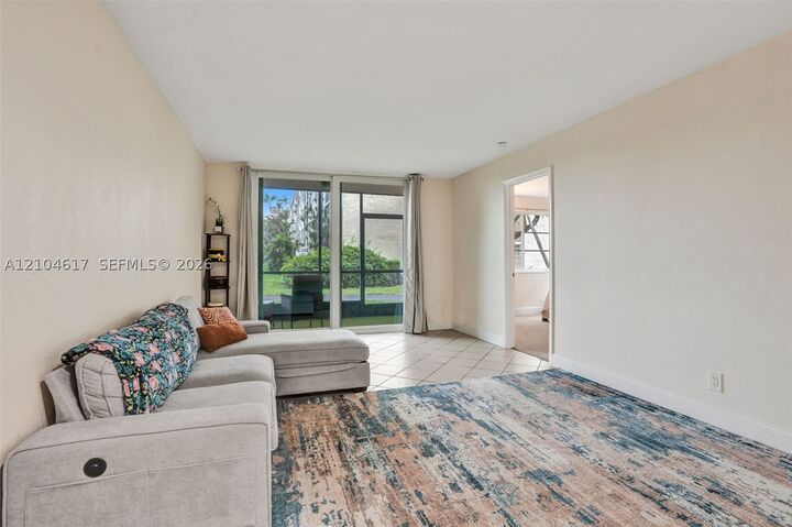 Property Photo: 7860 NW 50th St 108 FL 33351
