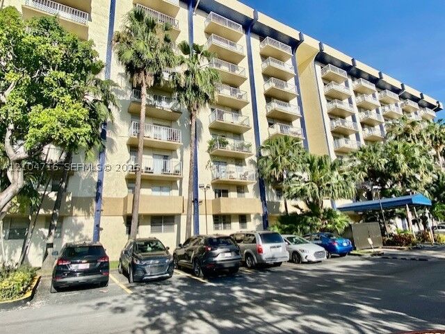 Property Photo:  801 NW 47th Ave 915W  FL 33126 