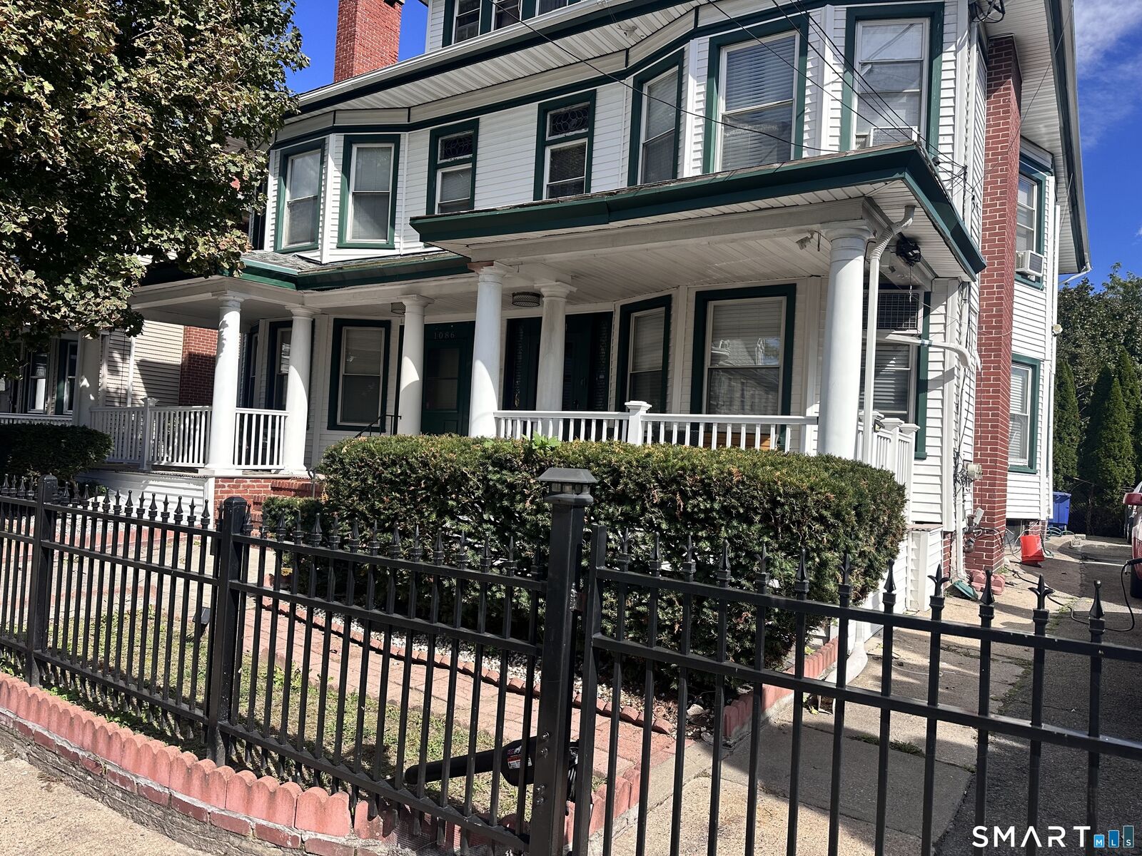 Property Photo: 1084 Iranistan Avenue CT 06604