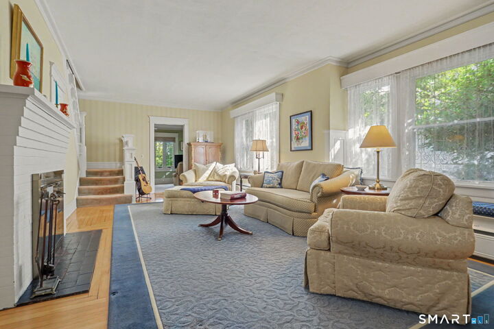 Property Photo:  27 Washington Avenue  CT 06810 