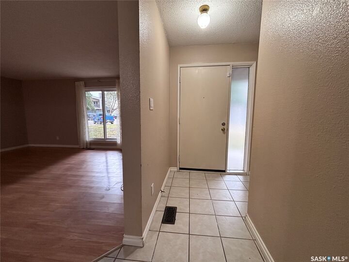 Property Photo:  425 115th Street E 716  SK S7N 2E5 