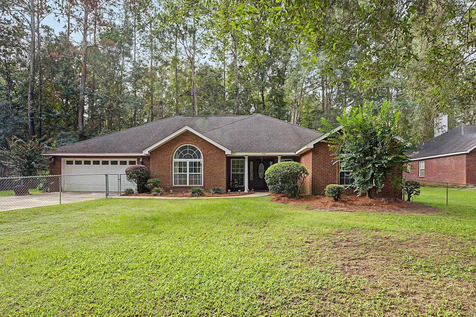 Property Photo: 7787 Mahan Drive FL 32309
