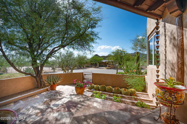 Property Photo:  13260 N Teal Blue Trail  AZ 85742 