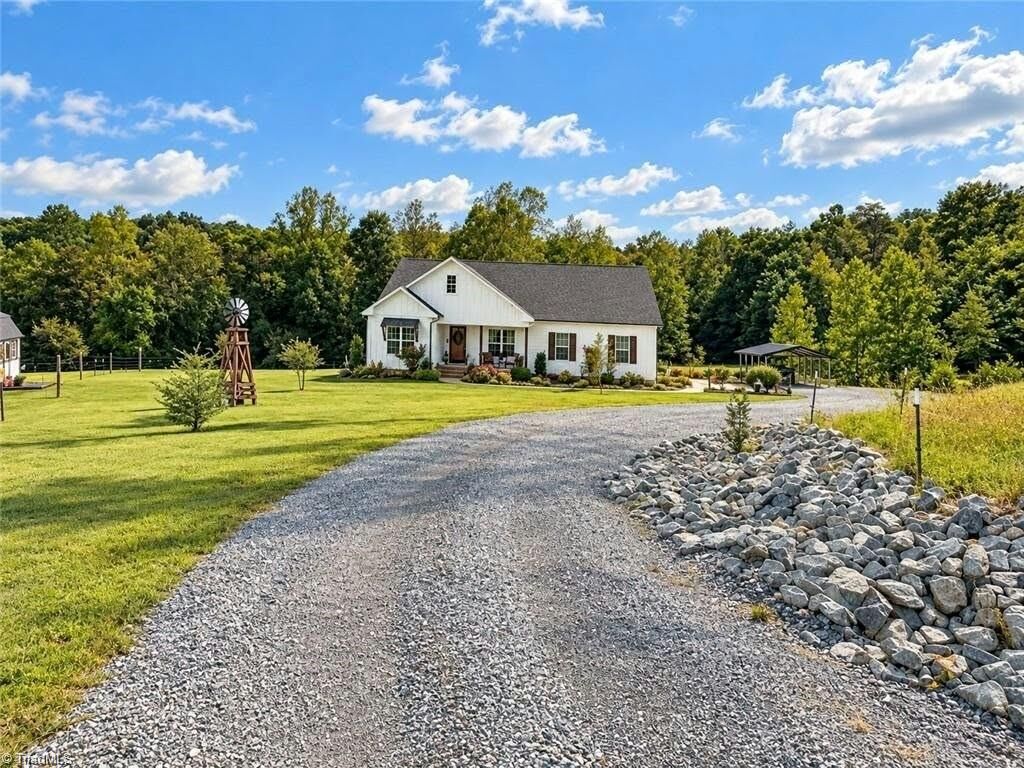 Property Photo:  1935 Wall Loop Road  NC 27052 