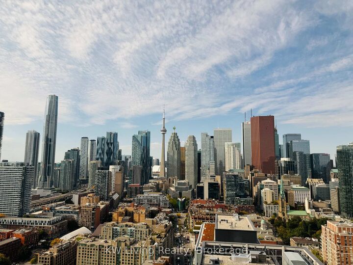 Property Photo:  180 Front Street 4011  ON M5A 0A9 