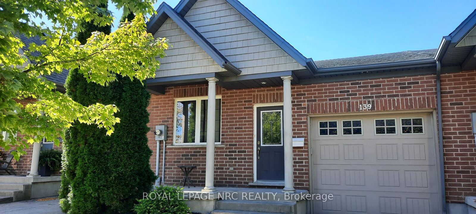 Property Photo: 139 Moffat Street ON L2P 2L7