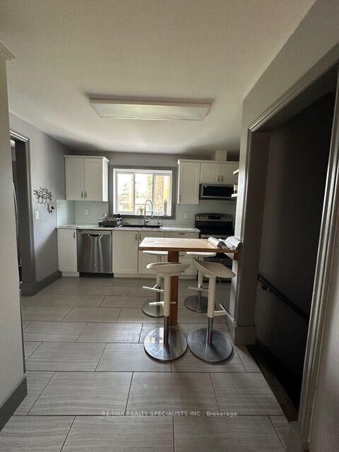 Property Photo: 189 Little Avenue Upper ON L4N 6L1