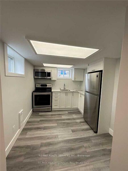 Property Photo: 24 Morpeth Road Lower ON L6W 2Z2