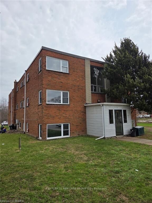 Property Photo:  116 King Edward Avenue 7  ON N5Z 3T1 