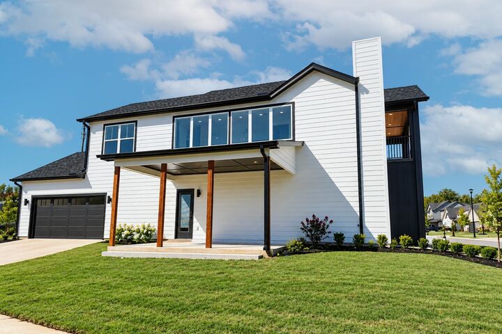 Property Photo:  