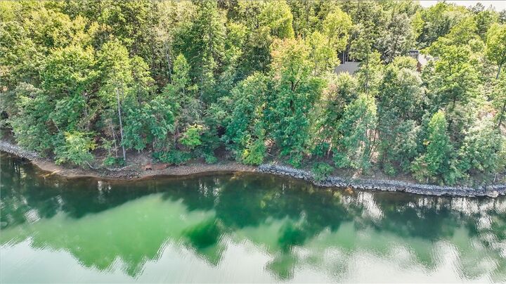 Property Photo:  282 War Path Road  SC 29682 