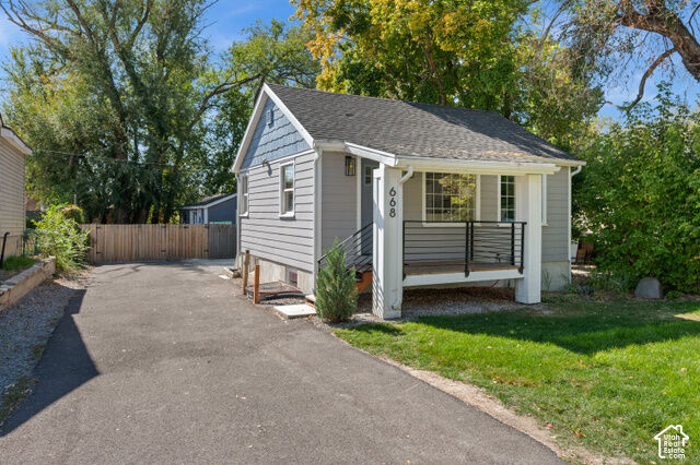 Property Photo: 668 E Spring View Dr UT 84106