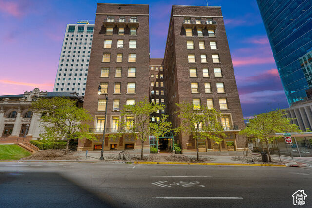 Property Photo:  29 S State St 214  UT 84111 